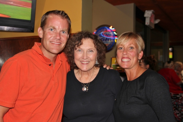 9-22-15-brianjenns-surprise-40th-party-28